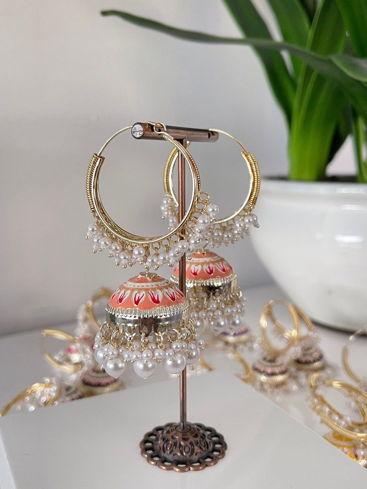 gold tone